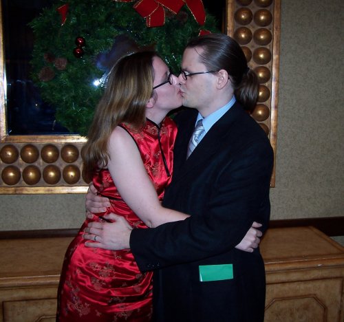 Crystal and Andrew Kiss.jpg
